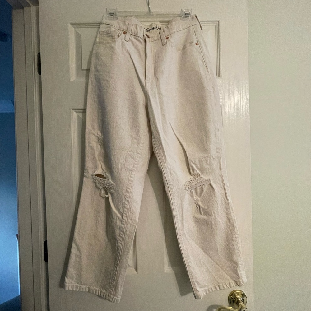 Universal Threads (Target) Cream Distressed Jeans